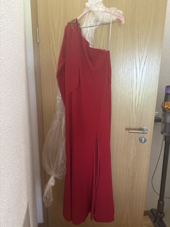 Marchesa Notte Red One-Shoulder Gown Size 4