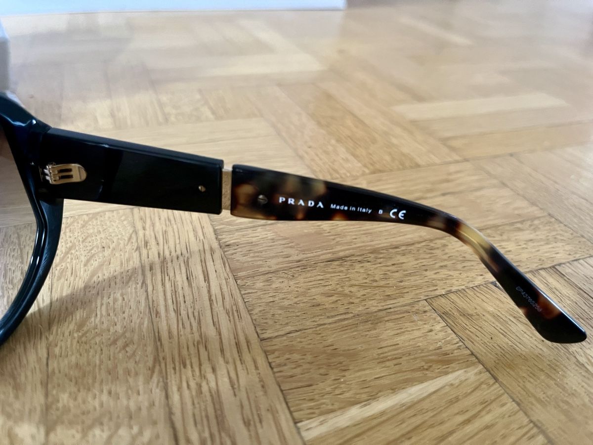 Prada Brillen & Gläser: Original Prada Damen Sonnenbrille NEU – Neu und originalverpackt aus Frauenfeld von Repsol_Vani 5
