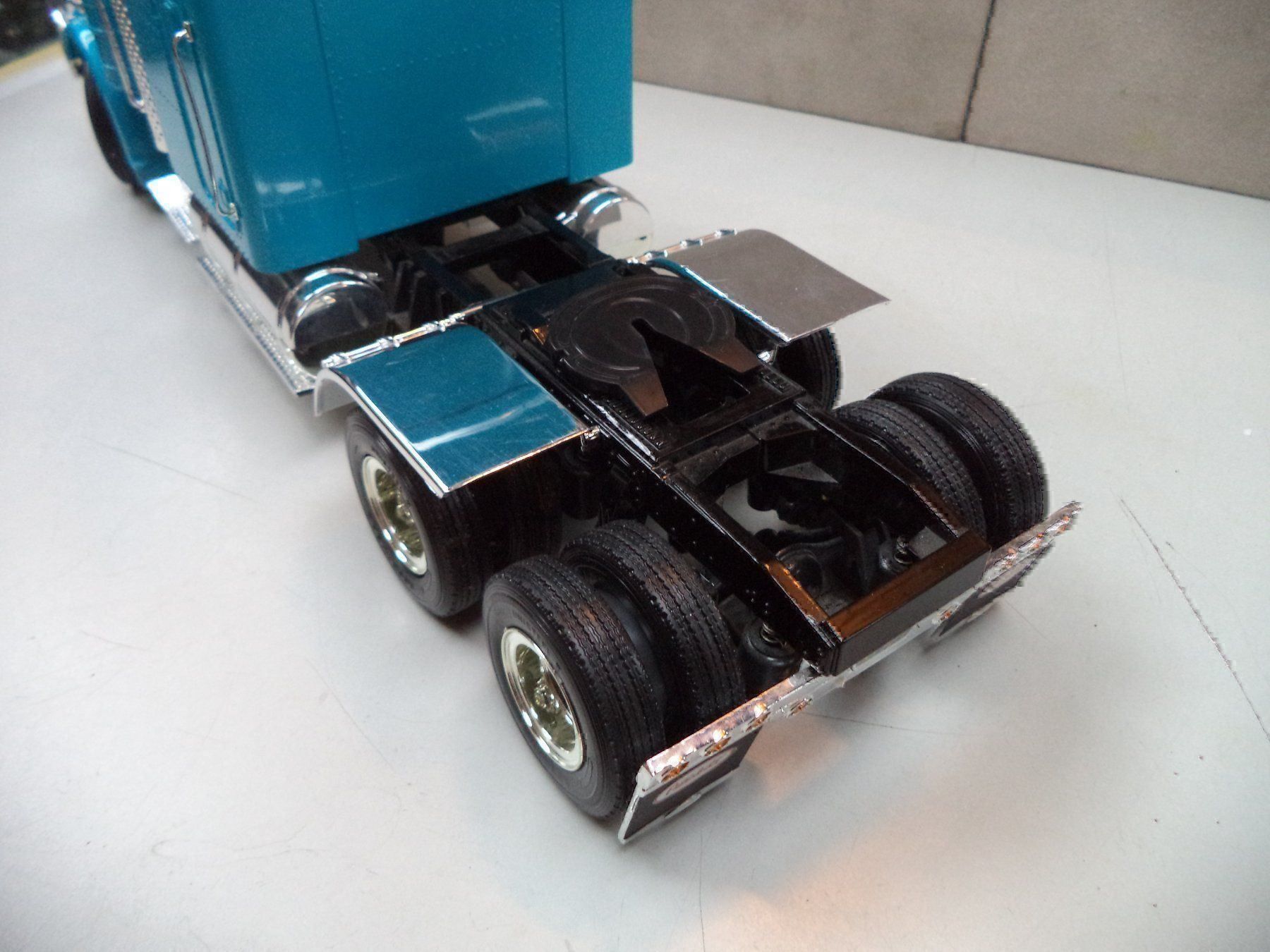 Modellini d'auto: Revell Peterbilt 359 BIG-BLUE 1:24 – Nuovo e nell'imballaggio originale da Rieden AG venduto da Wirth03 5