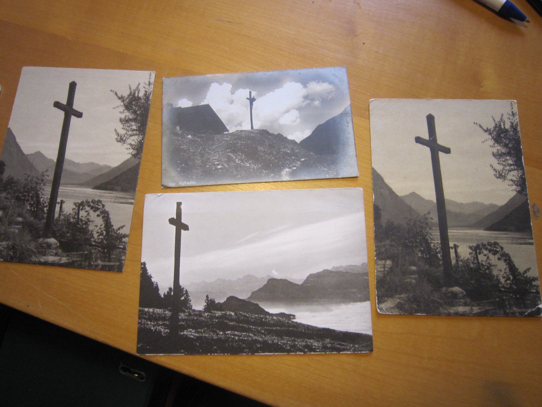 Cartoline postali: No1 Postkarten Kreuze auf den Bergen – Usato da Gordola venduto da Polentaefung