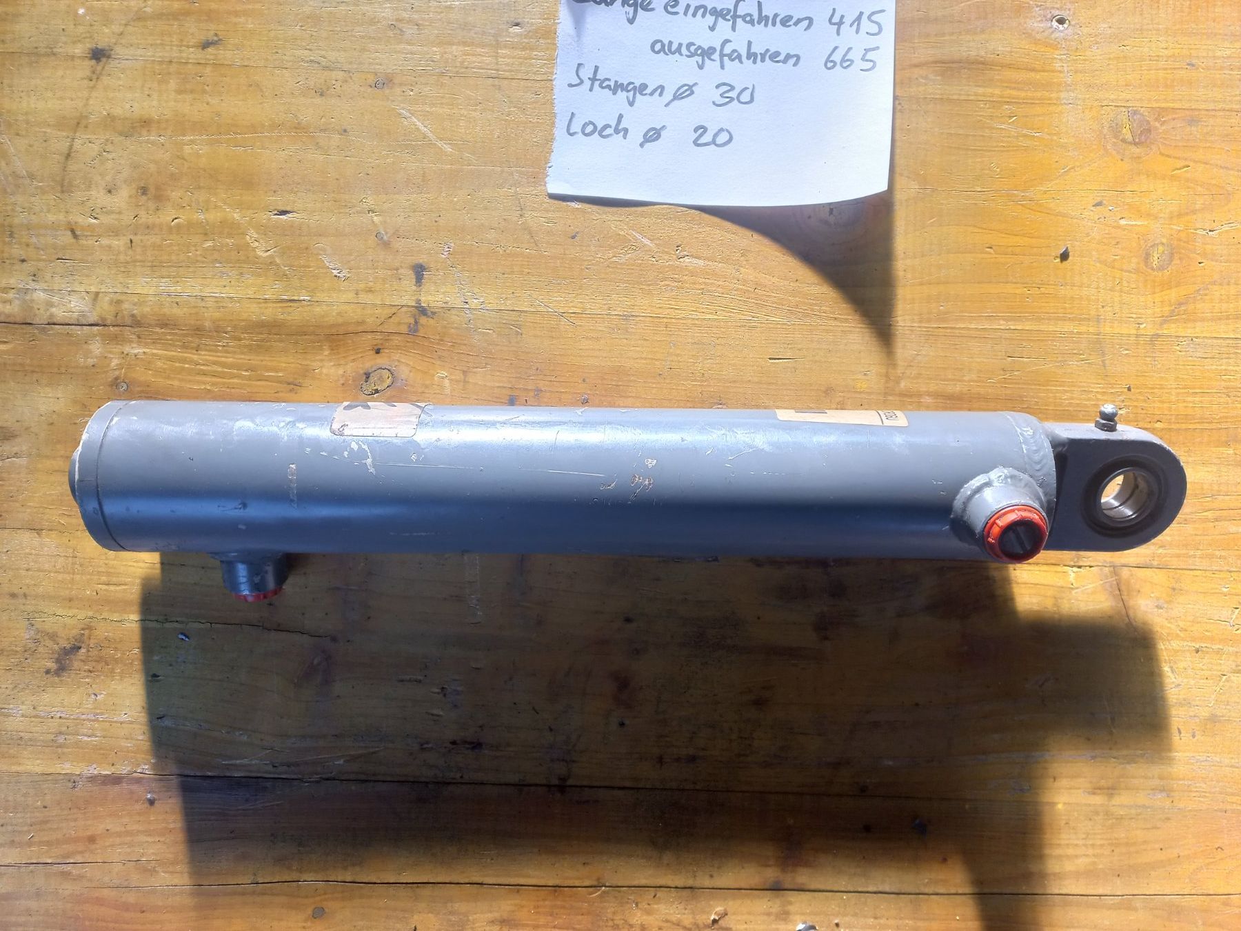 Altri prodotti elettronici: Hydraulikzylinder neu oder neuwertig vermutlich von Dulevo 6 – Usato da CH - DULLIKEN venduto da swissclassicparts