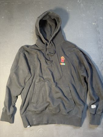 Pull Puma noir, Taille M, motif sympa