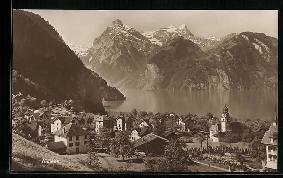 Cartoline postali: AK Sisikon, Teilansicht mit Kirche – Usato da Berlin venduto da bartko-reher