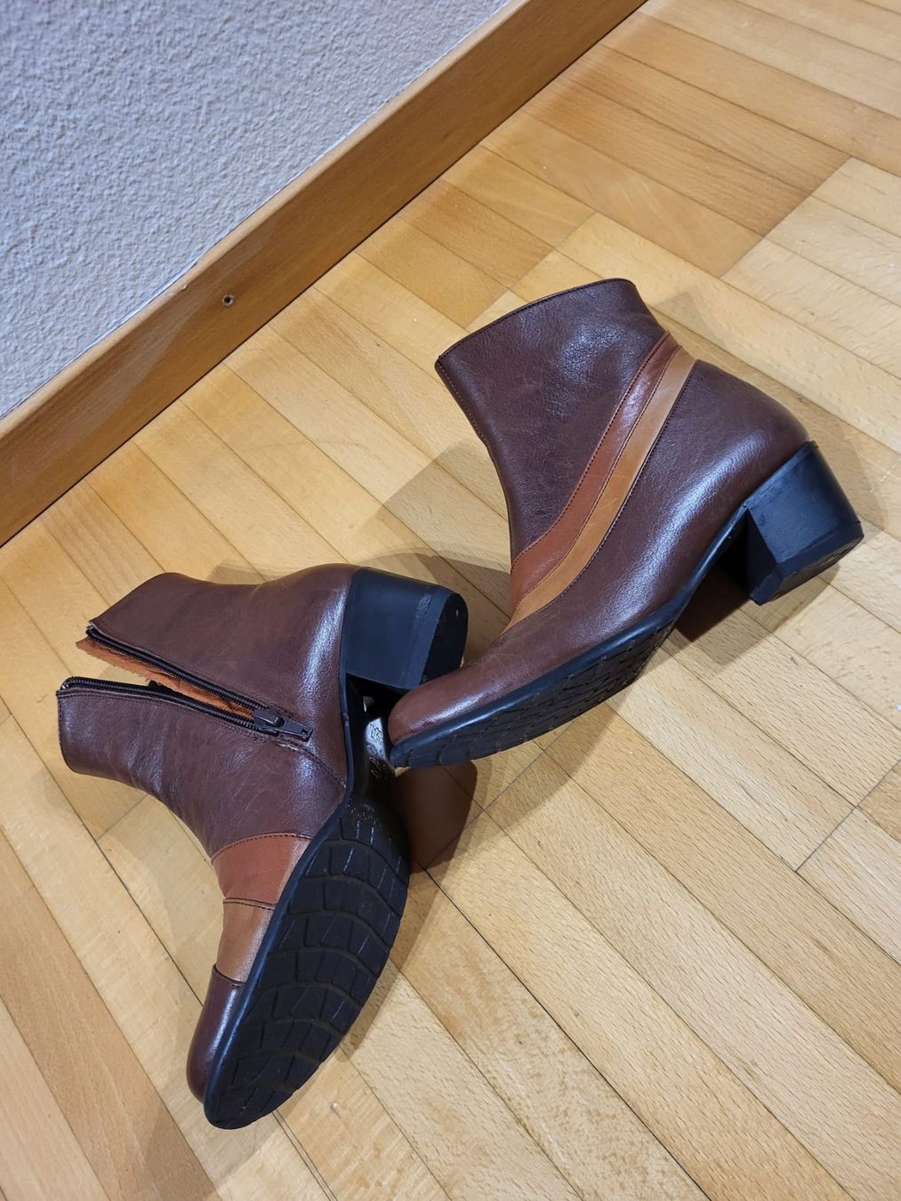 Chaussures femmes: Echtes leder – D'occasion à Schaffhausen par yagiyagi01 2