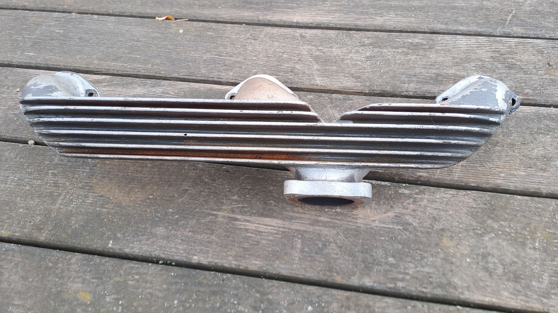 Accessori per altri veicoli: Auspuff Kolektor zu VEVEY AMCV 651 – Usato da Aedermannsdorf venduto da noeggi07 2