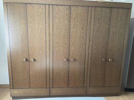 Kleiderschrank 240 x 60 x 204