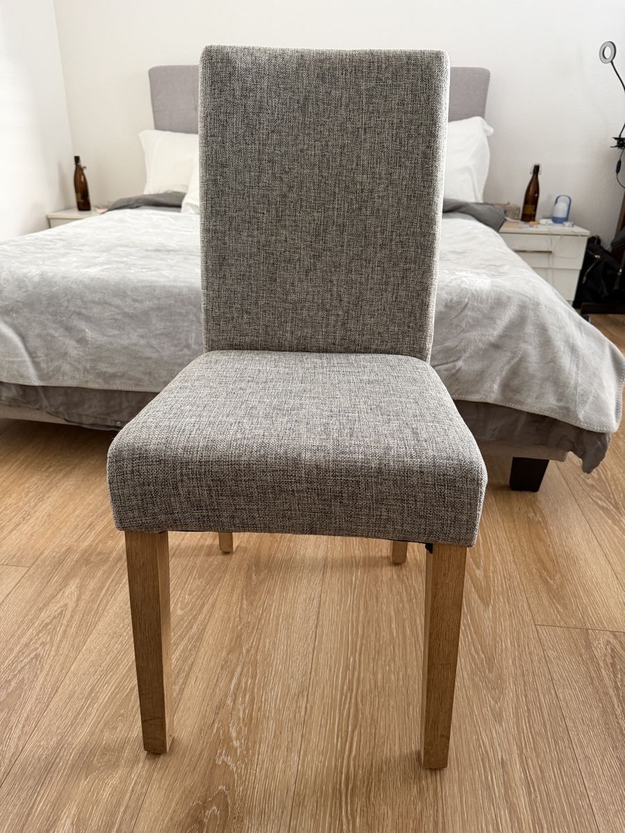 Stühle: Stühle von Heute-Wohnen – Neu (gemäss Beschreibung) aus Zürich von alb_kb7n 1