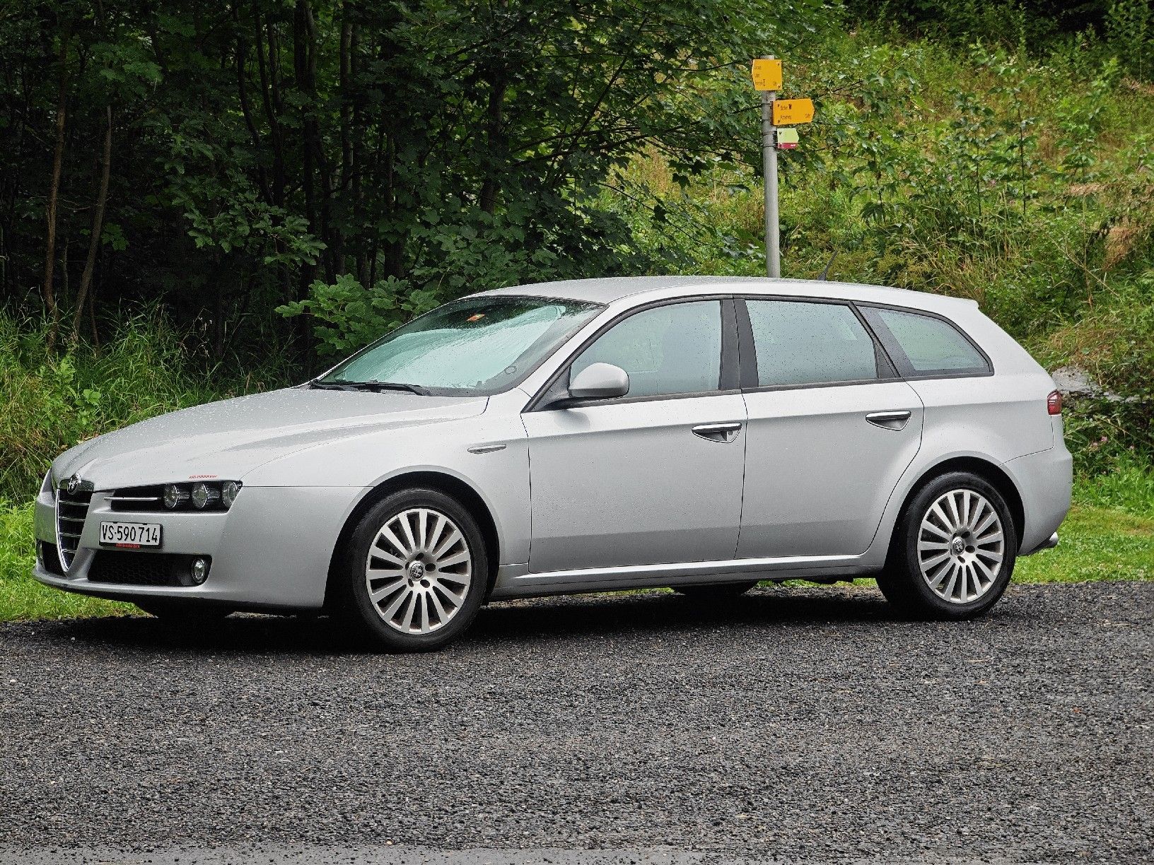 Alfa Romeo Automobili: Alfa Romeo 159 1.9 Diesel – Usato da Leukerbad venduto da min_5wtk 1