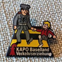 L729 - Pin Polizei KAPO Baselland Verkehrserziehung