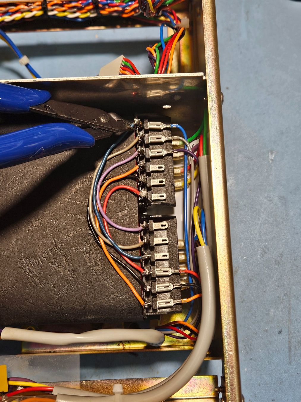 Revox Amplificatori: Power supply - Revox B750 MK2 / V4 - Prémium – Nuovo e nell'imballaggio originale da St-Cierges venduto da Pestol 3