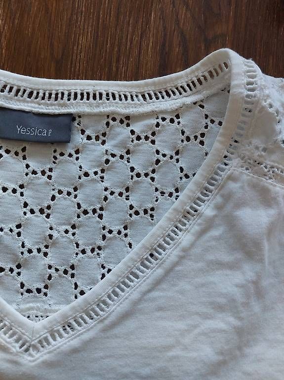 Vestes: Jeansjacke + Gratis Shirt und Accessoire – D'occasion à Emmetten par sandra0310 4