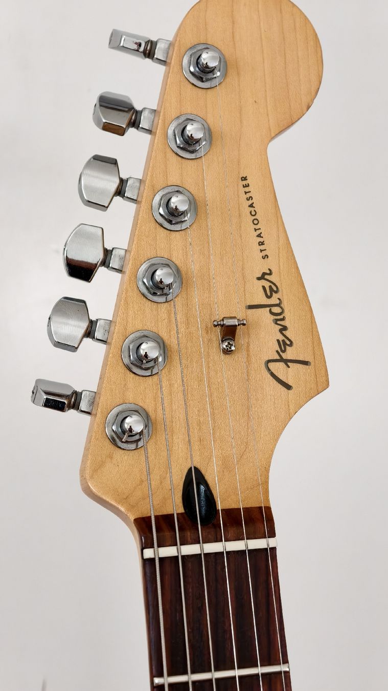 Fender Musikinstrumente: Fender Player Plus Stratocaster 2022 | Premium Mods  – Gebraucht aus Volketswil von igo_8rwm 2