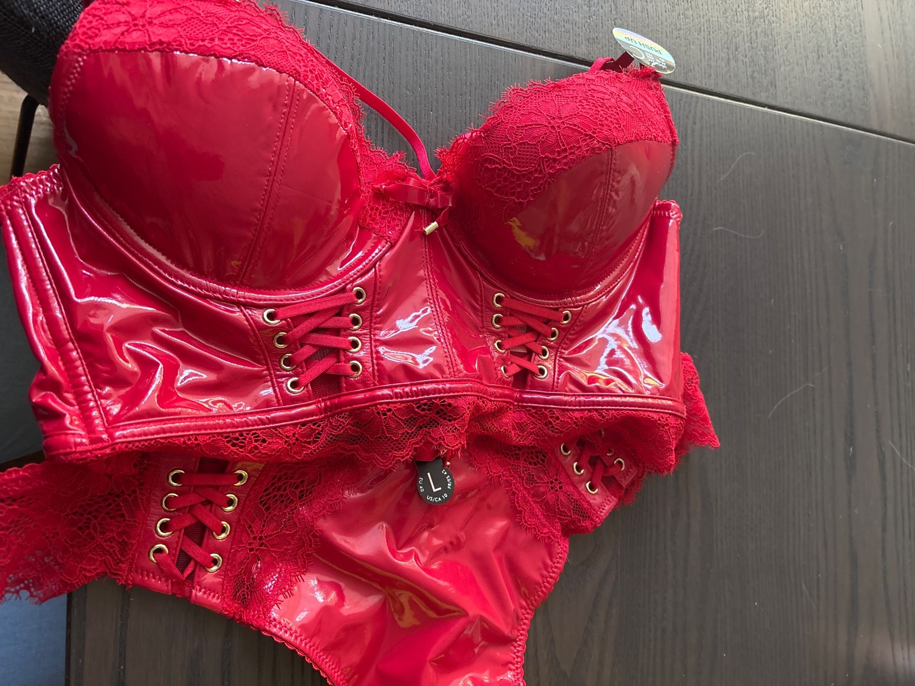 Altra biancheria intima: Damen Korsage und String rot neui – Nuovo e nell'imballaggio originale da Wald ZH venduto da evelyne.street 3