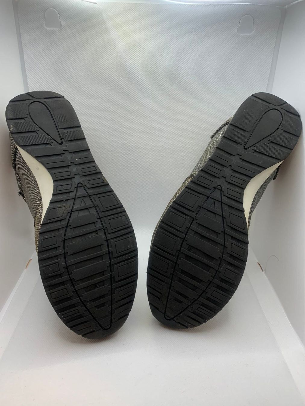Damenschuhe: San Marina T. 39 sneaker – Gebraucht aus Sonceboz-Sombeval von michael.l 2