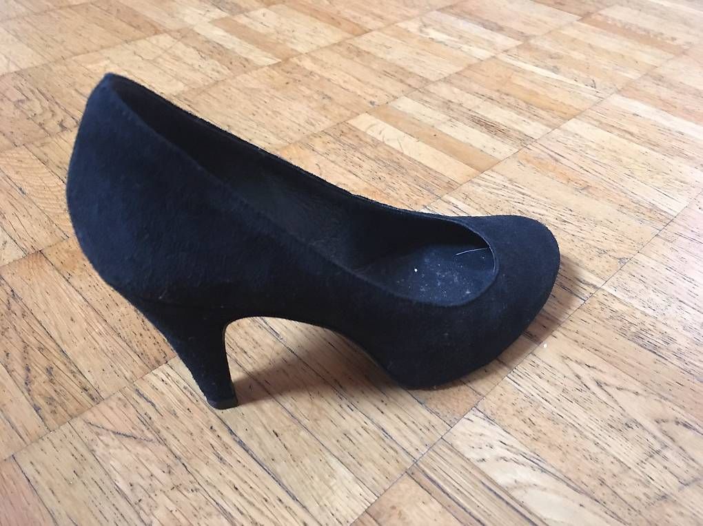Scarpe da donna: Damen Pumps ?Buffalo? 38 – Usato da Zürich venduto da BuenosAires03 2