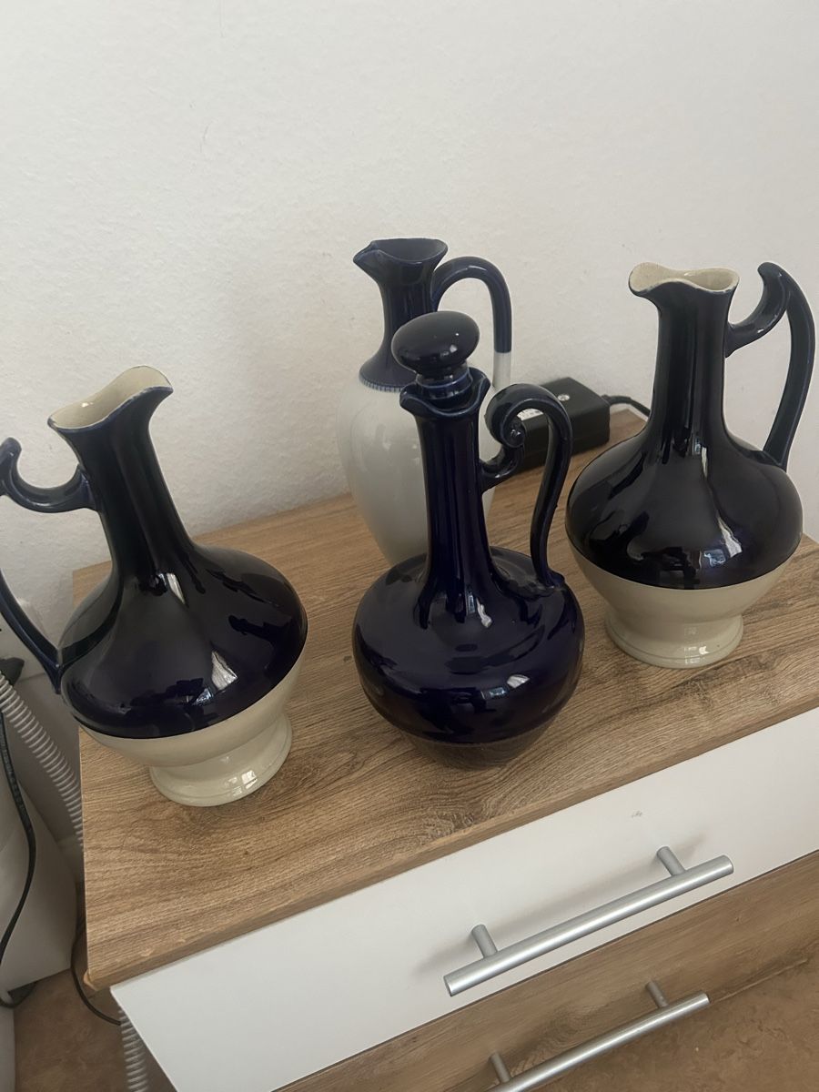 Caraffe: Wasserkrug – Usato da Basel venduto da Krisztina.na 2