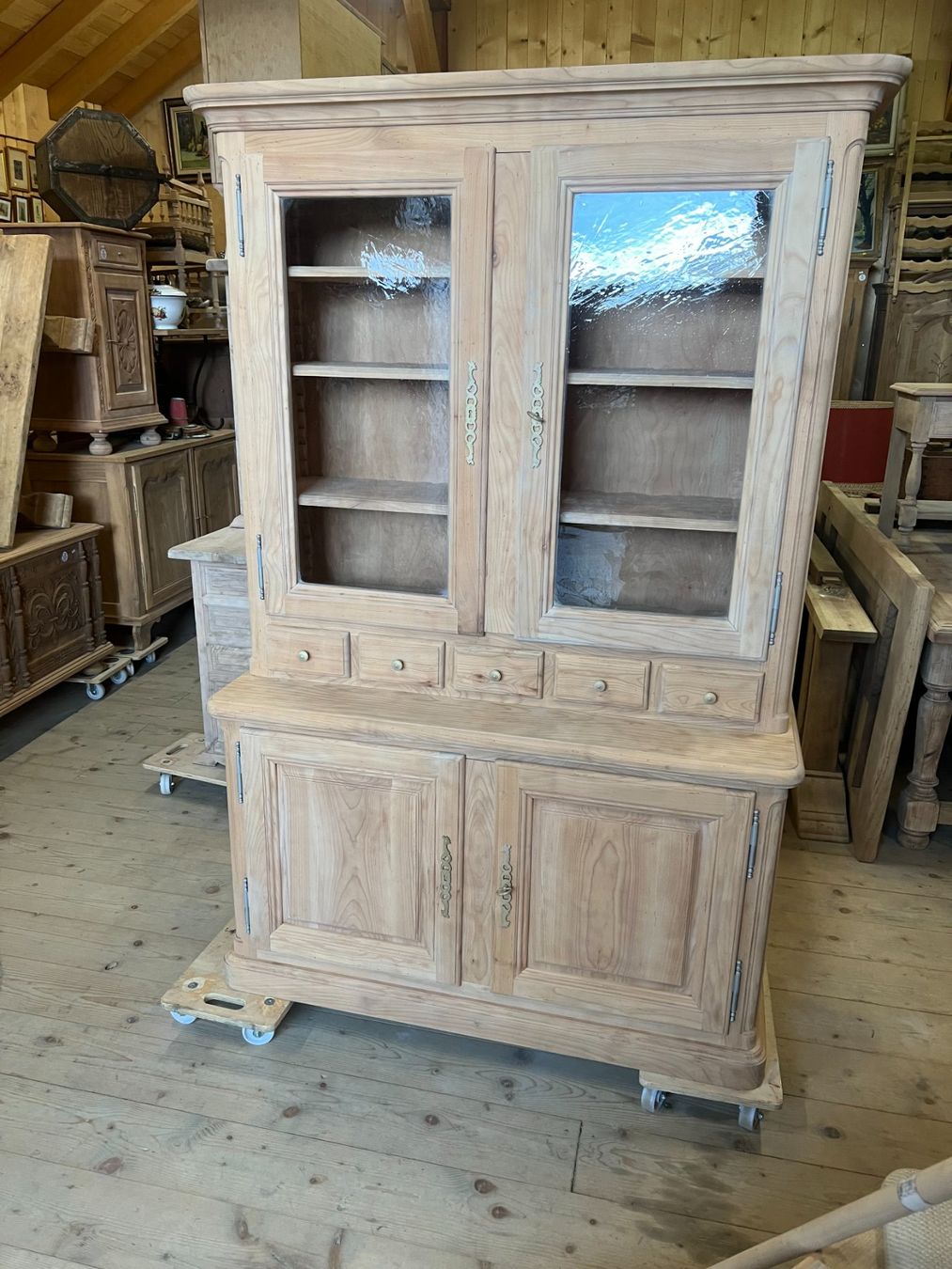 Credenze: ART 1082-H Buffet cerisier sablé – Usato da Pont-La-Ville venduto da BCMGLEAL 1