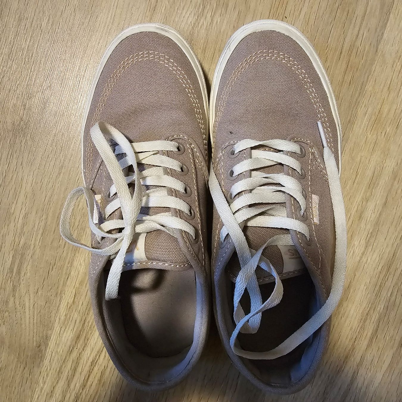 Vans Scarpe da uomo: Vans Sneaker Beige Grösse 40 – Usato da Dörflingen venduto da mmi_wm9w 1