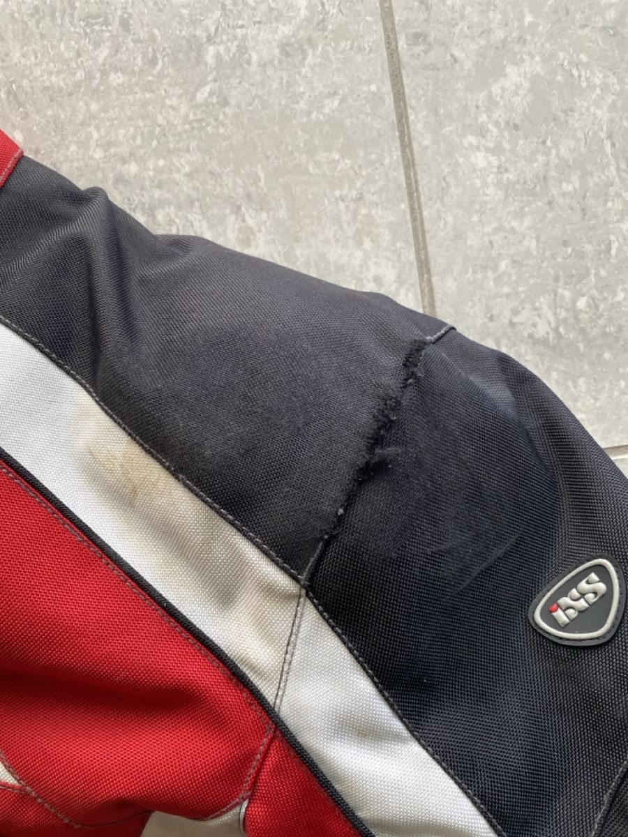 IXS Vestes: Motorradjacke iXS – D'occasion à Möriken AG par EveMllr 3