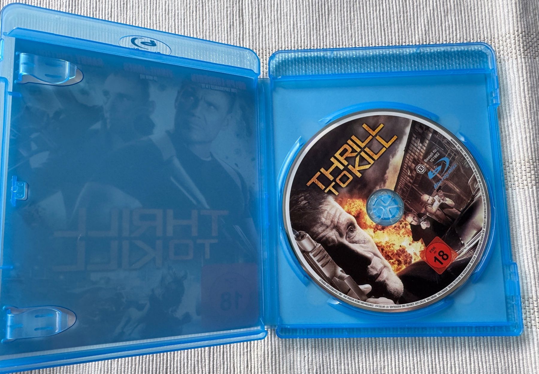 Tutti i DVDs: Thrill to Kill [Blu-ray] - Dolph Lundgren – Usato da Arbon venduto da drs64 2