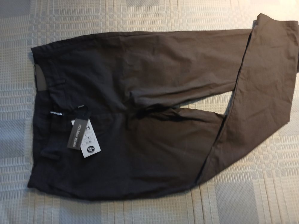 Pantalons: Hose Chicoree, GrL, Neu – Neuf avec emballage d'origine à Luzern par Tavolna 2