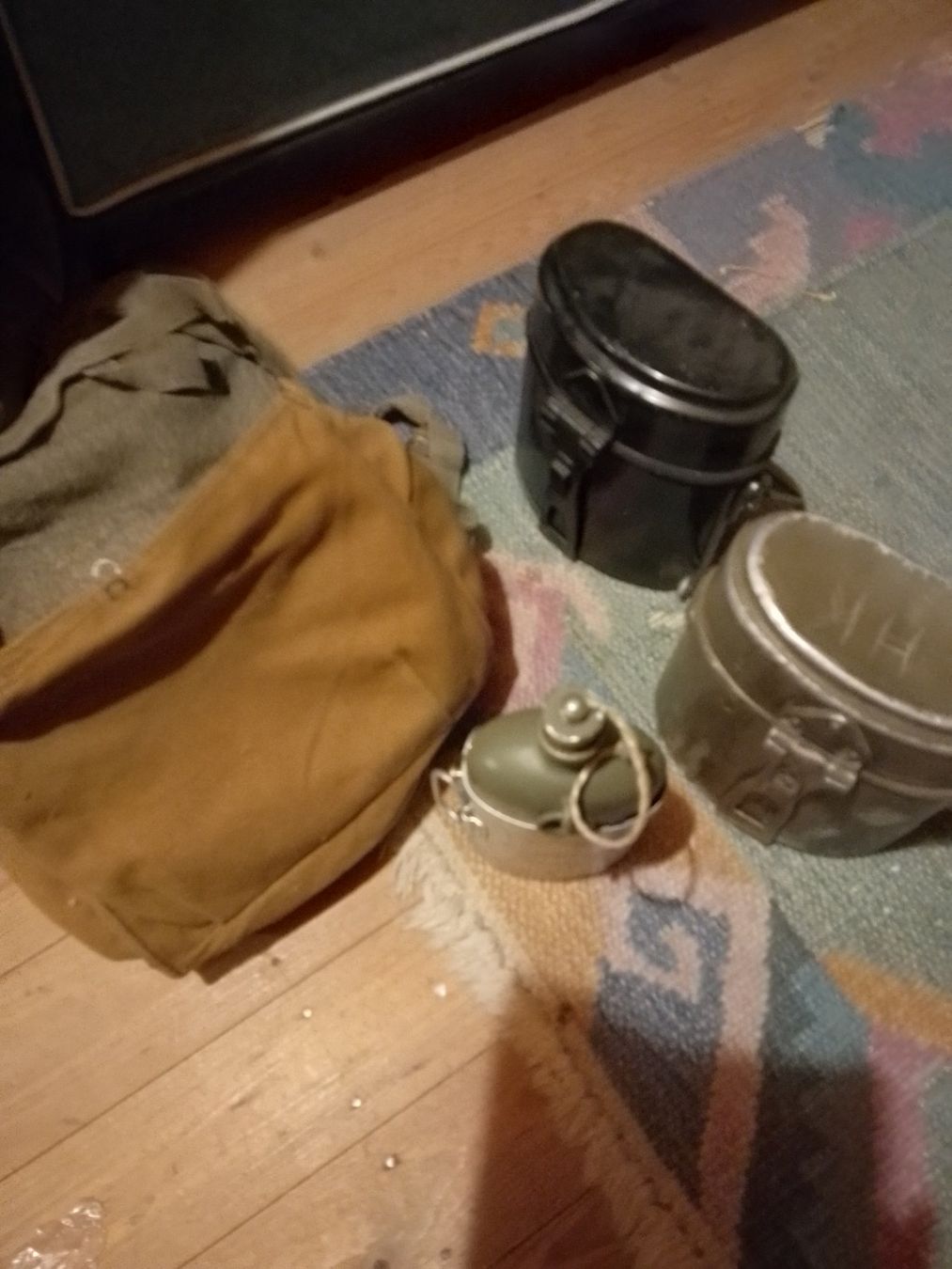 Armée suisse Equipement & pcs de rechange: 2 Gamellen, 1 Trinkflasche, CH- Armee – D'occasion à Weinfelden par PaterPio1968