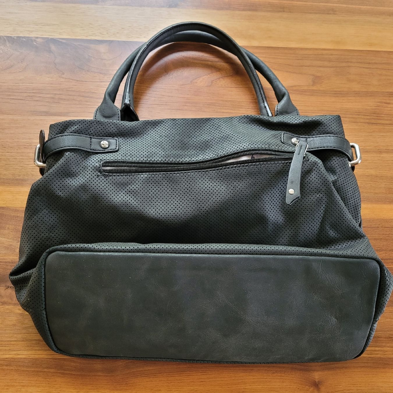 Suri Frey Taschen für Damen: Schwarze Handtasche von Suri Frey – Gebraucht aus Biberist von hertd 1