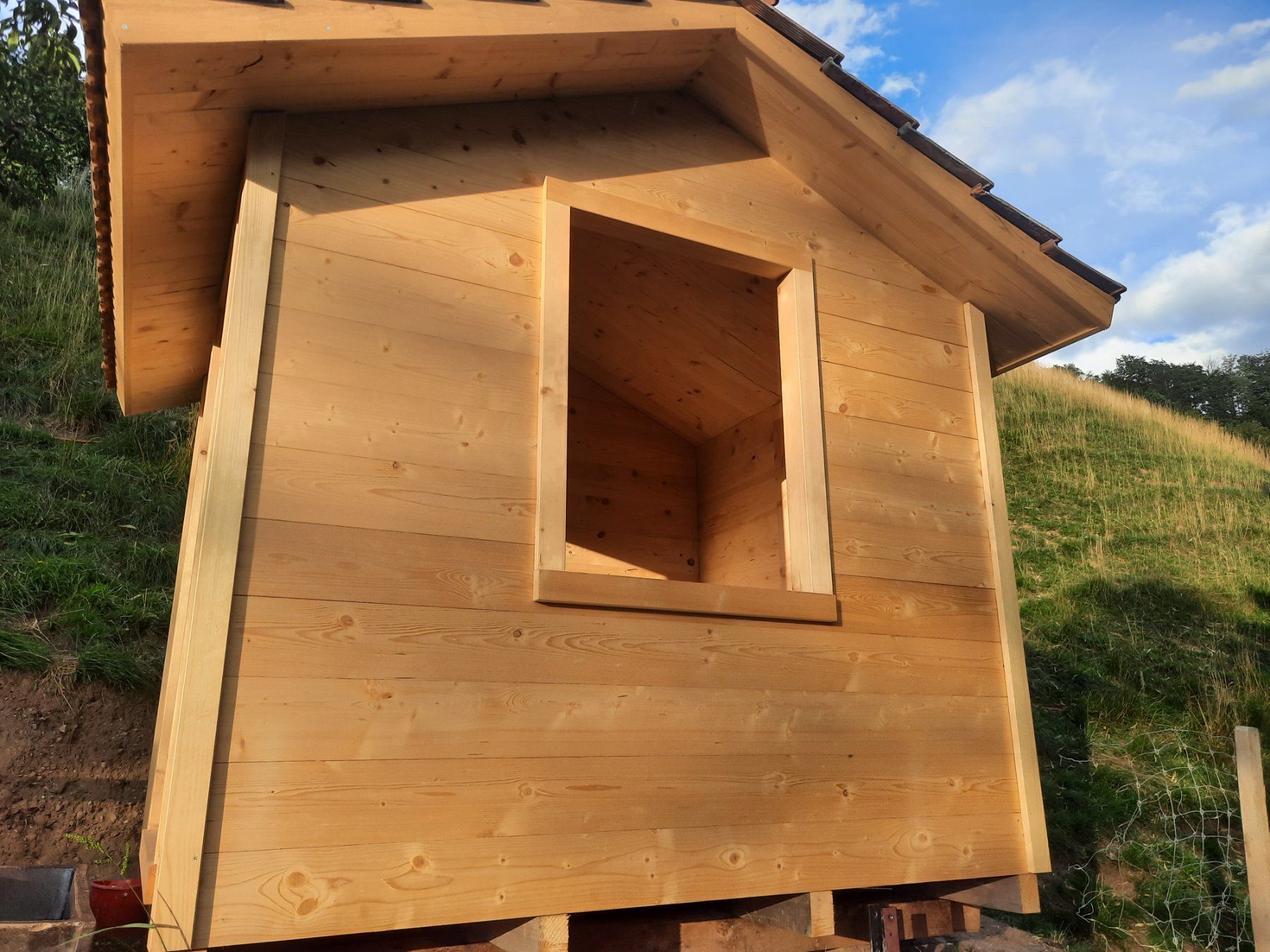 Casette da giardino & serre: Gartenhaus Blockhaus Hühnerstall – Nuovo (secondo la descrizione) da Heiligenschwendi venduto da kiplimo 1
