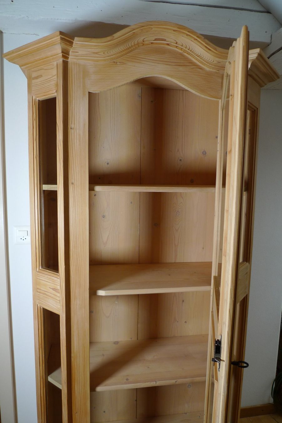 Vitrinen: Vitrine aus Holz – Gebraucht aus Wil SG von froschbiss 3