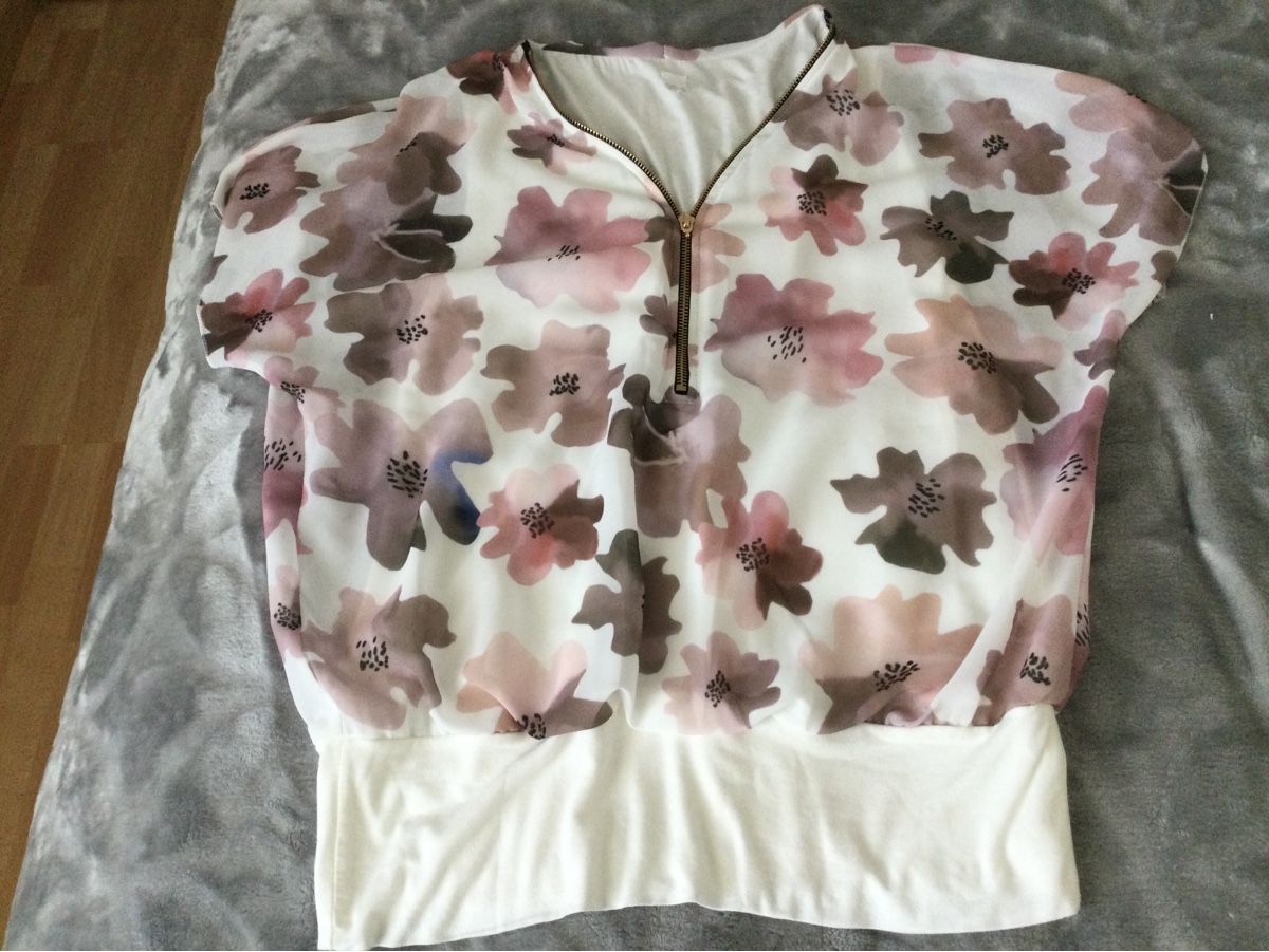 Camicette: Bluse Gr.36 – Usato da Villnachern venduto da Anita2006