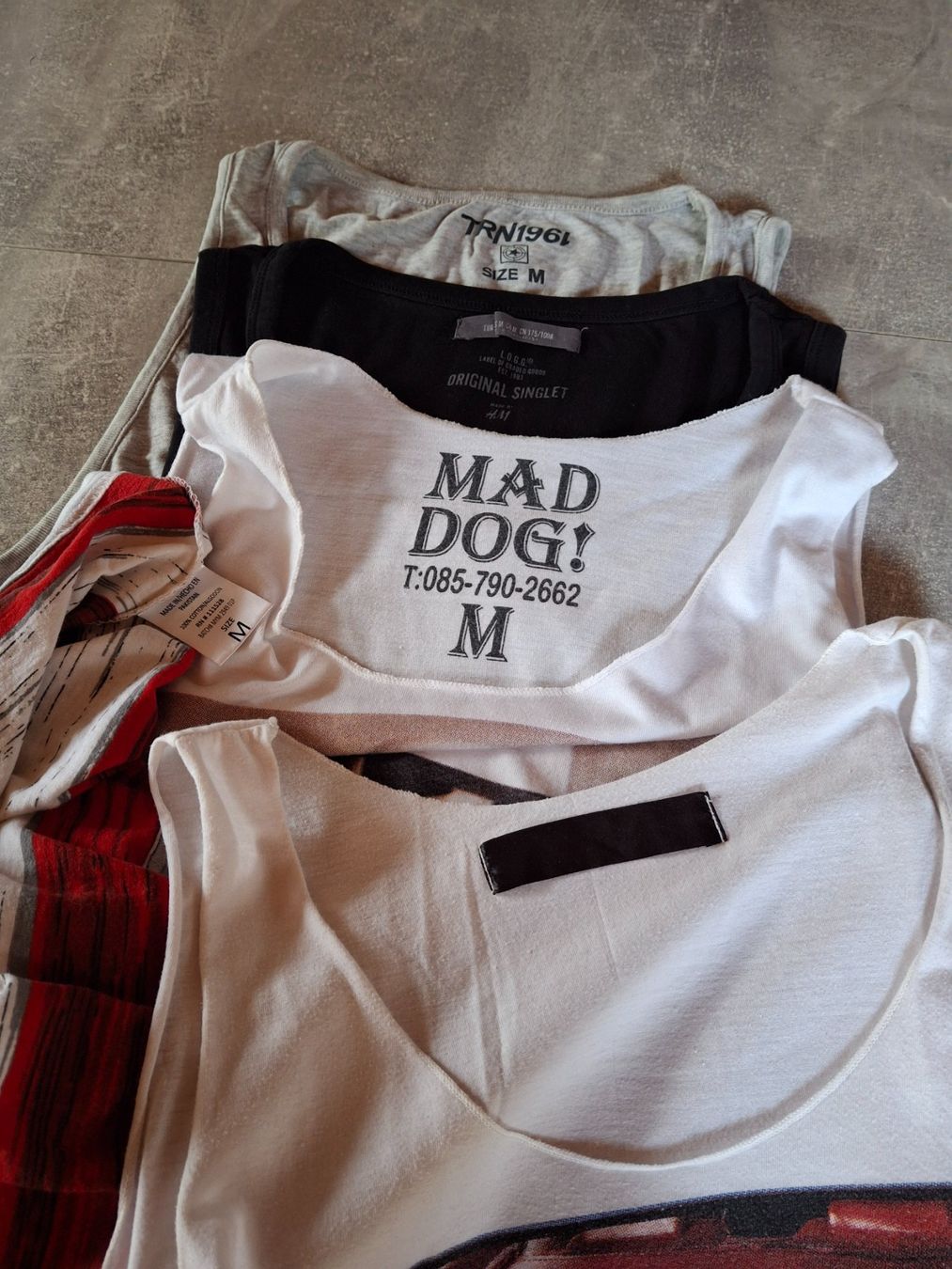 T-shirt: Liquette (5) taille M diverses marques – Usato da Villiers venduto da san_jn5w 1