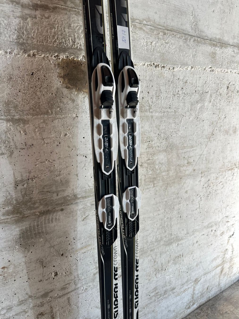 Fischer Sci: Fischer Klassisch Langlaufski 177CM – Usato da Emmenbrücke venduto da karkarkar 2