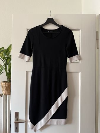 Damenkleid stretch figurschmeichelnd 36/38