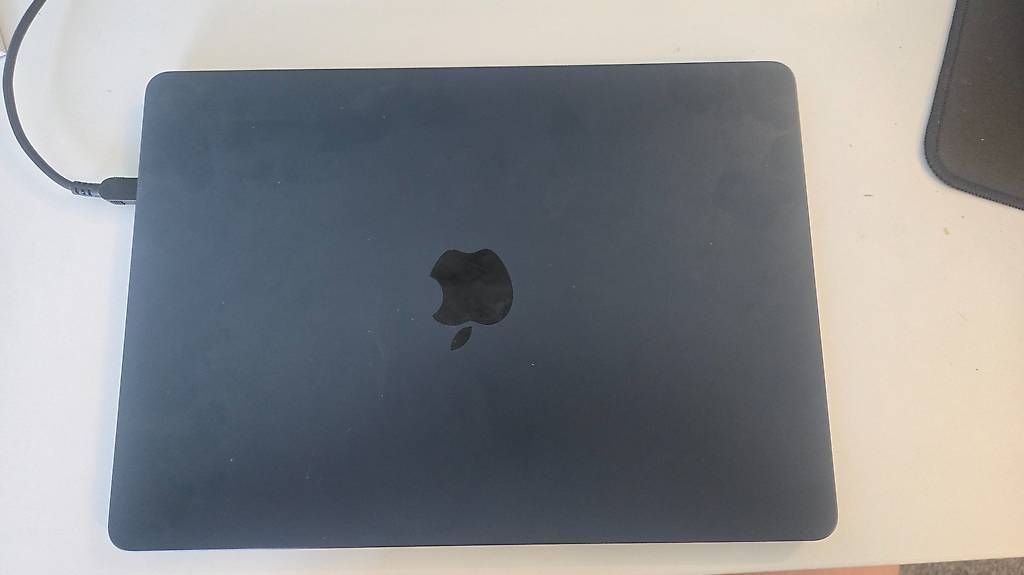 Apple Notebooks: Apple MacBook Air  2022 – Gebraucht aus Morges von Pumpkin013 1