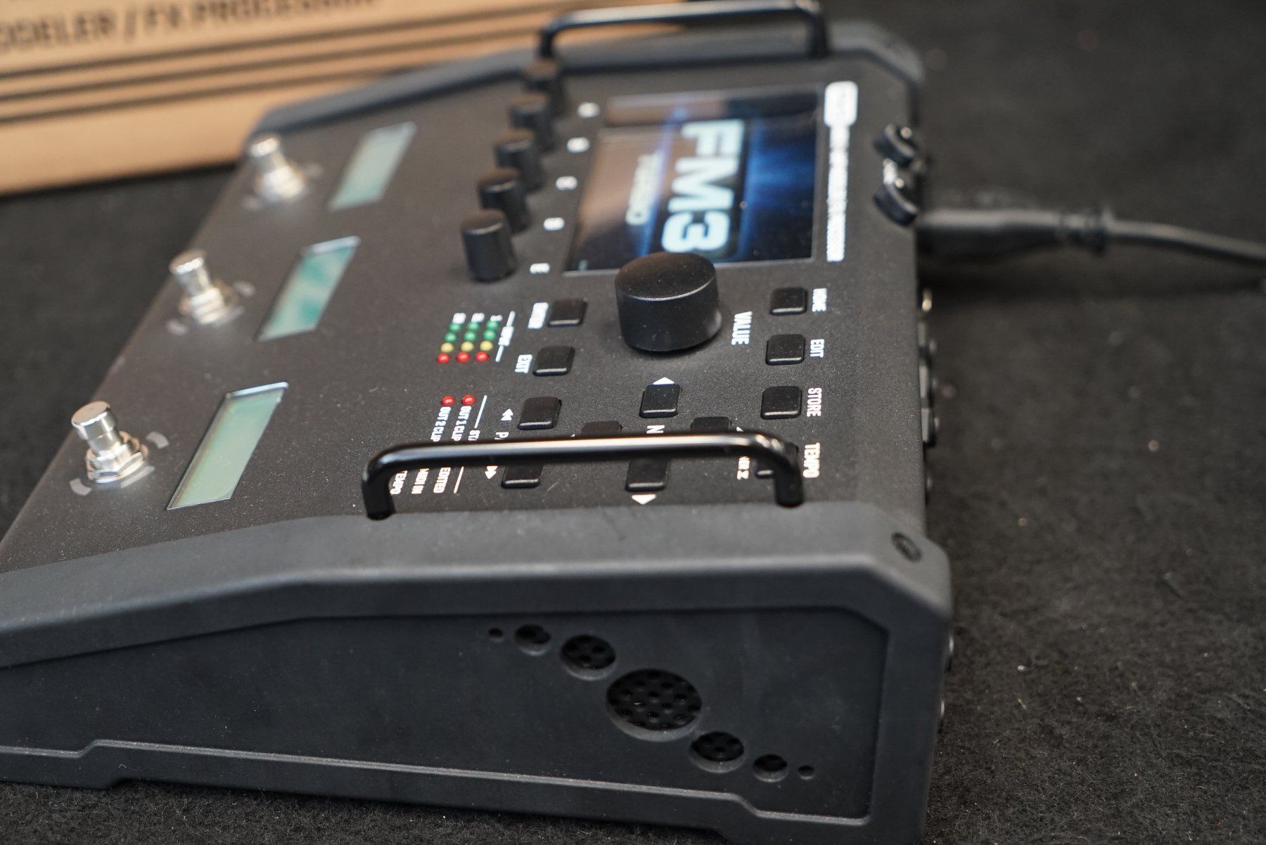 Fractal Audio Amplificatori: Fractal Audio FM3 Mark II Amp Modeler / FX Processor – Usato da Ortschwaben venduto da Musictrade 2