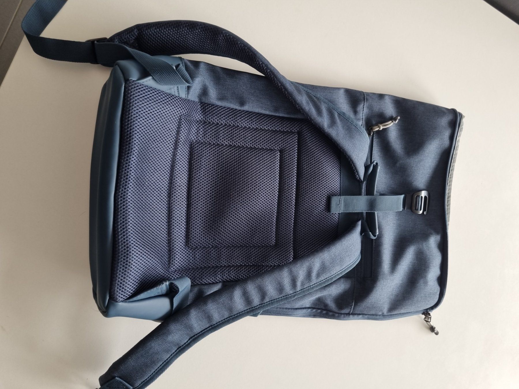 Zaini: Rucksack Rolltop RV neu – Nuovo (secondo la descrizione) da Sutz venduto da Dalilea 1