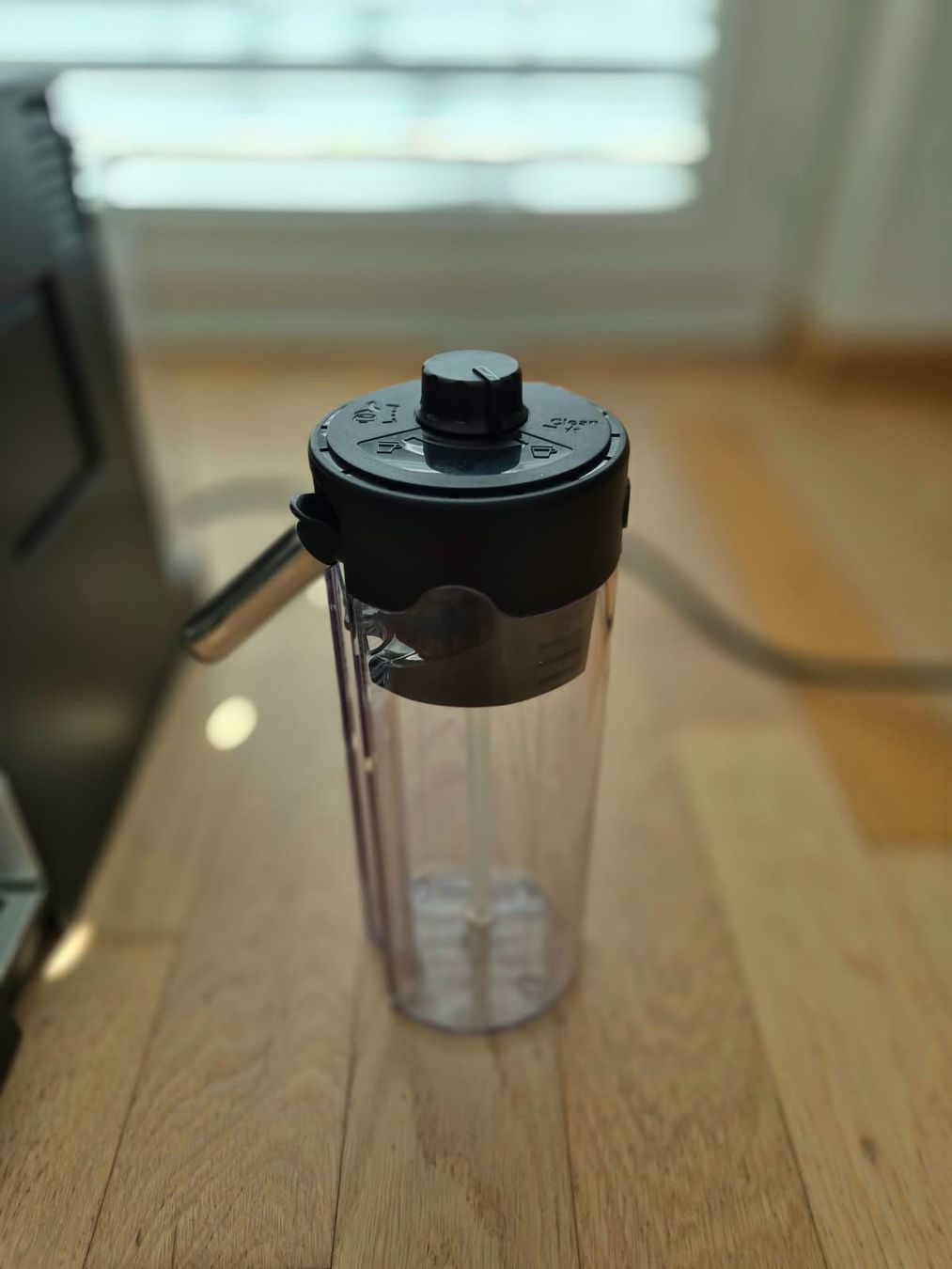 Macchine per caffè & Macchine per espresso: Nespresso DELONGHI Lattissima Pro – Usato da Herisau venduto da Frenchy. 6