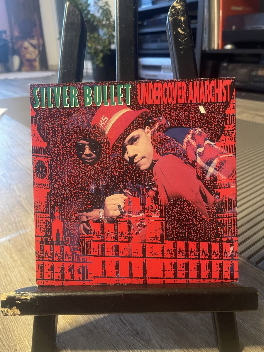 Dischi in vinile: Silver Bullet / Undercover Anarchist – Nuovo e nell'imballaggio originale da Dagmersellen venduto da stonefinger