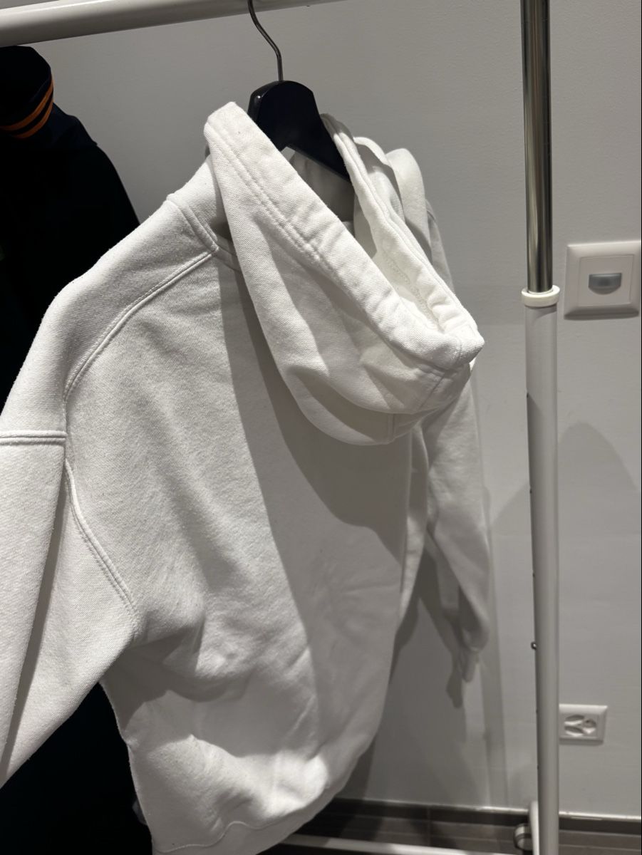 Pull&Bear Maglioni & Felpe: Pull and Bear Hoodie, weiss, grösse M – Usato da Hunzenschwil venduto da Tara_B 1
