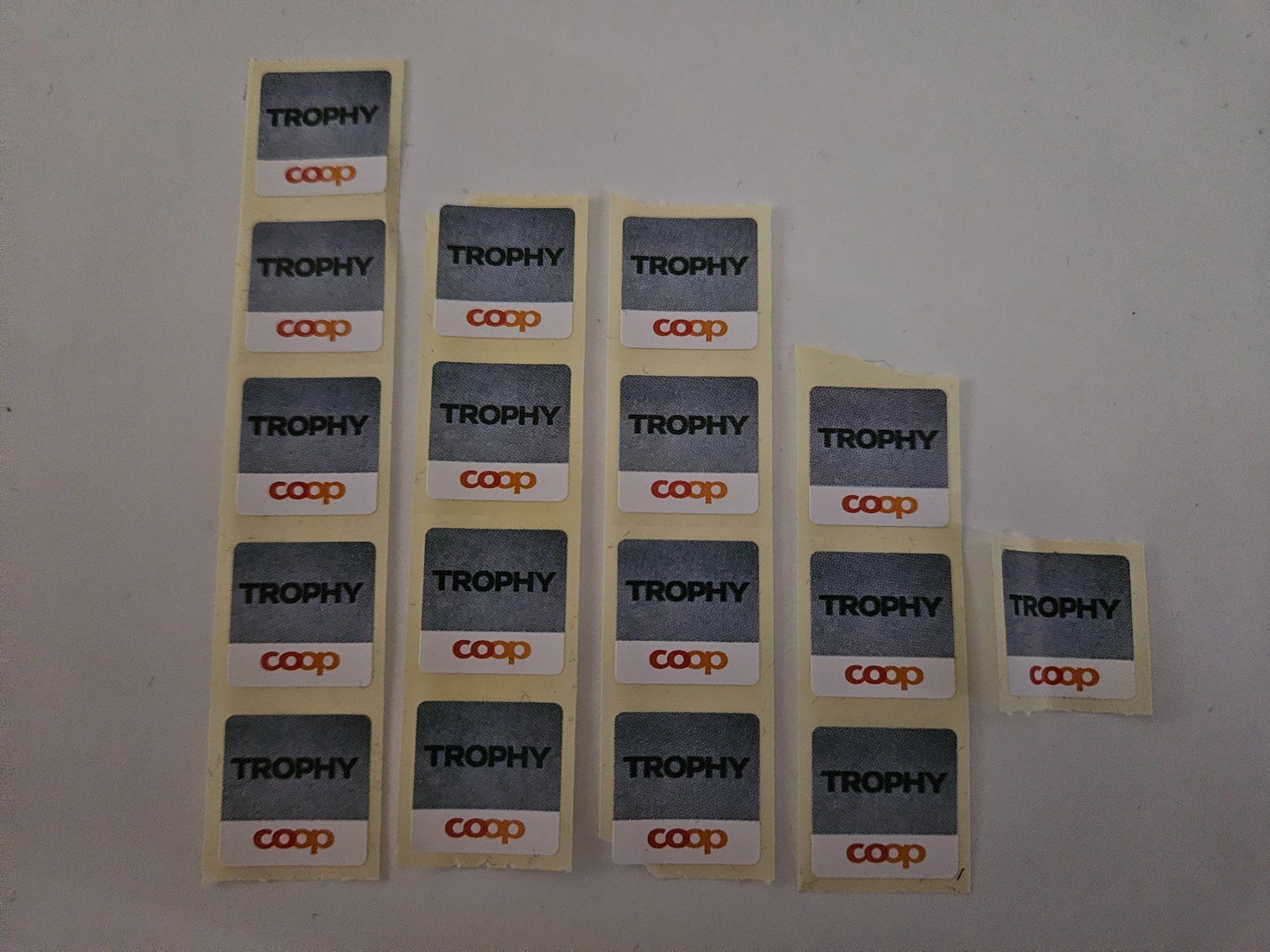 Coop Sammelmarken & -punkte: 17 Coop-Trophy Sticker – Neu und originalverpackt aus Häfelfingen von Selivia