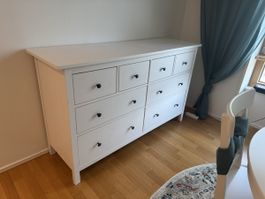 Kommode weiss 7 Schubladen Gebraucht Gebrauchsspuren
