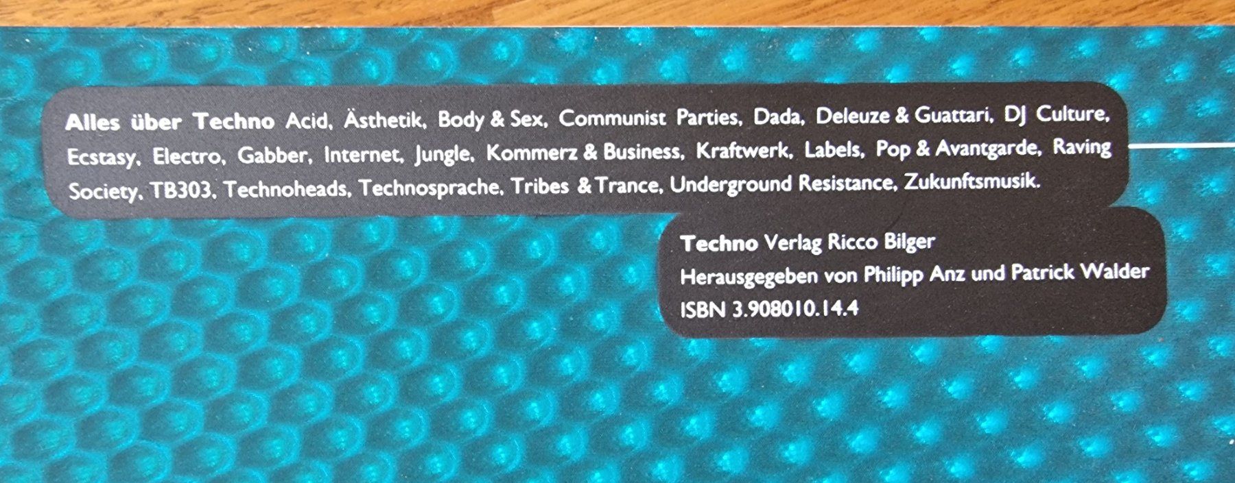 Libri: Techno Buch von Philipp Anz und Patrick Walder,Top! – Nuovo (secondo la descrizione) da Romanshorn venduto da Niceflyer 5