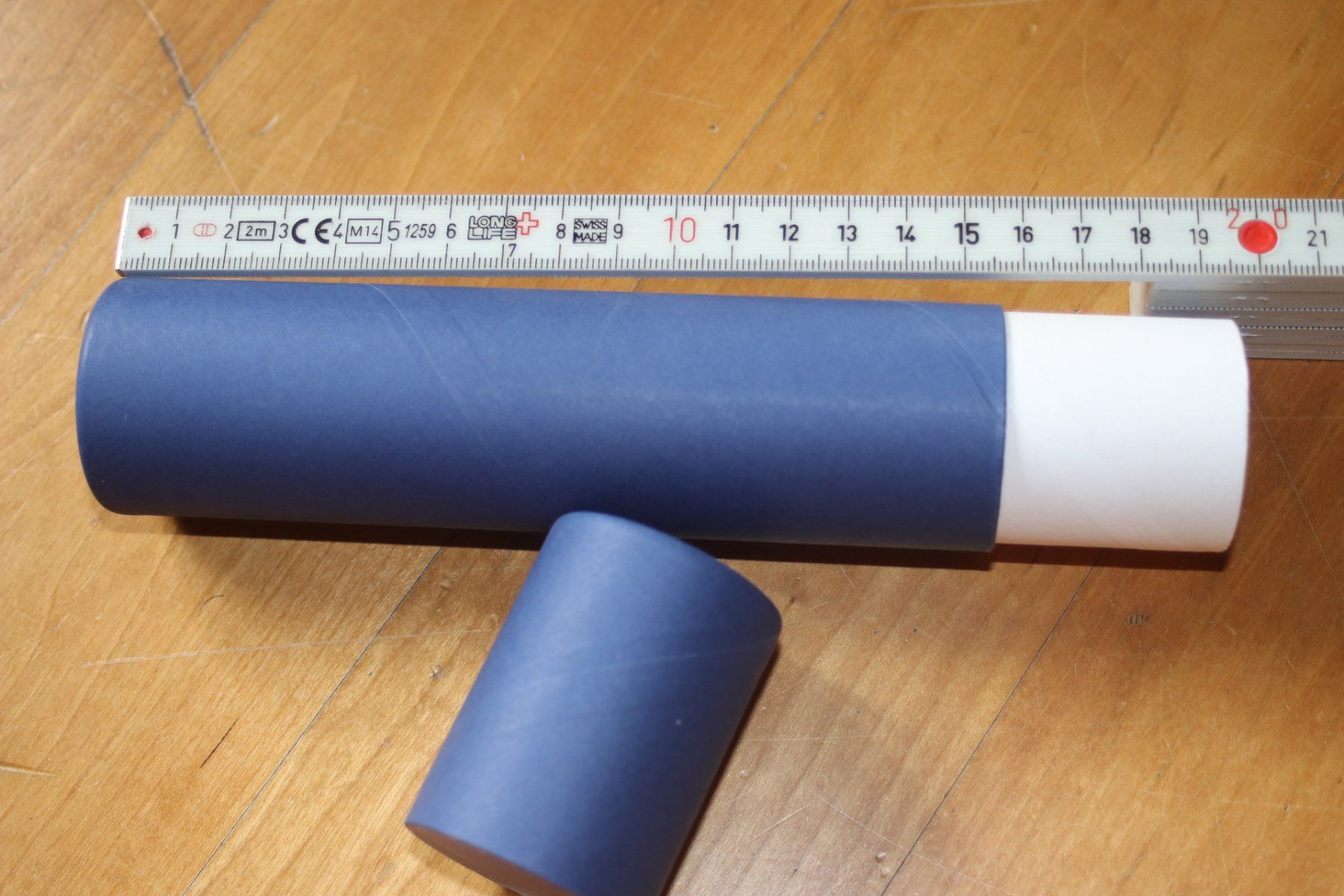 Altro per stoccaggio & trasporto: blaue Kartonrollen mit Deckel – Nuovo (secondo la descrizione) da St. Gallen venduto da Razoon77 3