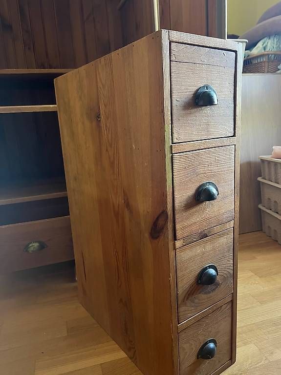 Schränke: Schrank – Gebraucht aus Thun von ast_twf9 3