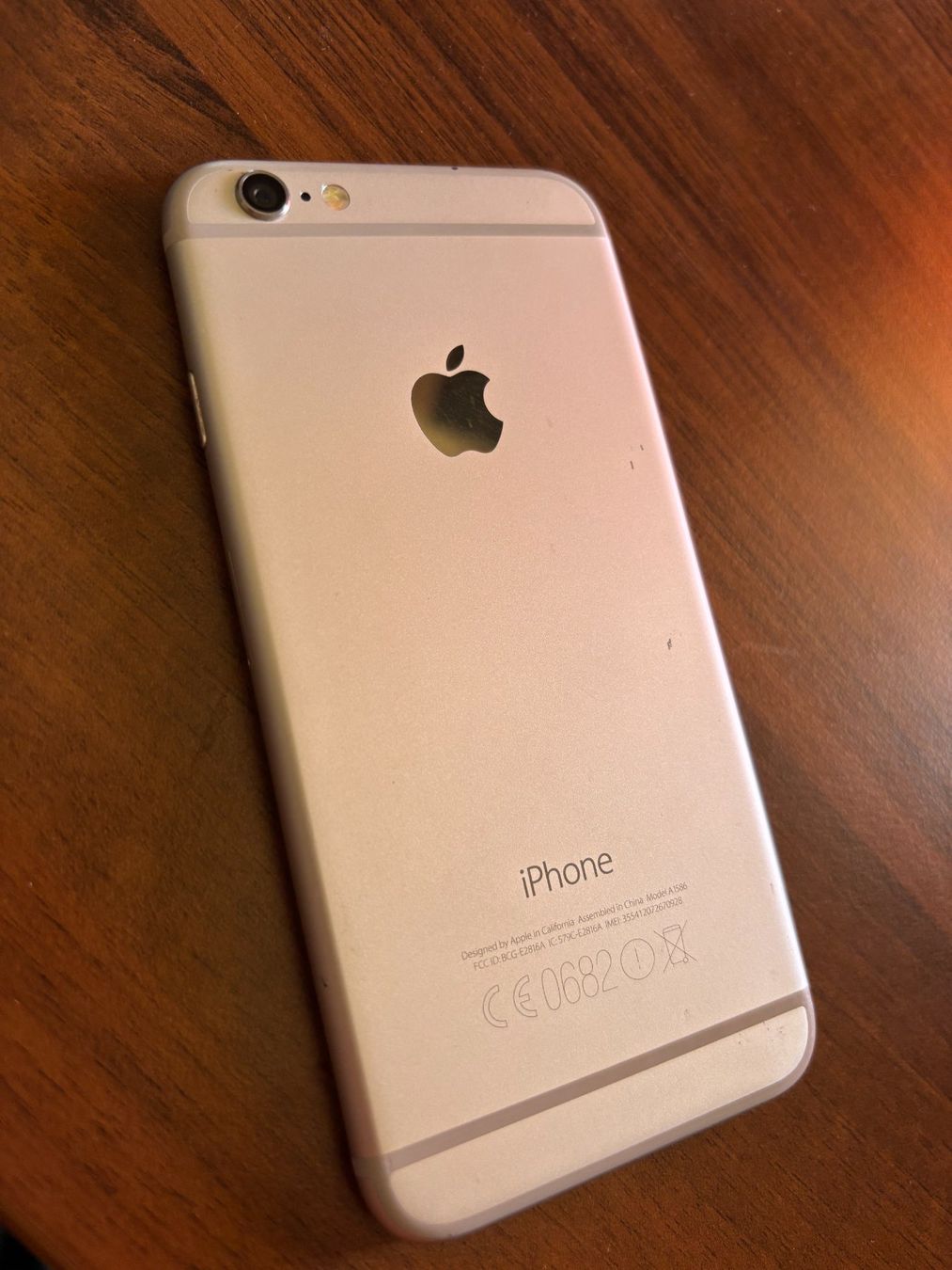 Apple Telefoni cellulari / Smartphones: Apple iphone 6 blanc 16 GB – Usato da Lausanne venduto da mpampouras 3