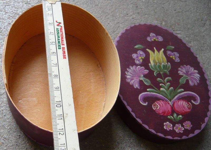 Tutte le decorazioni: Dose / Schmuckdose / Dekoration / Deko – Usato da Ruggell venduto da Btt 1