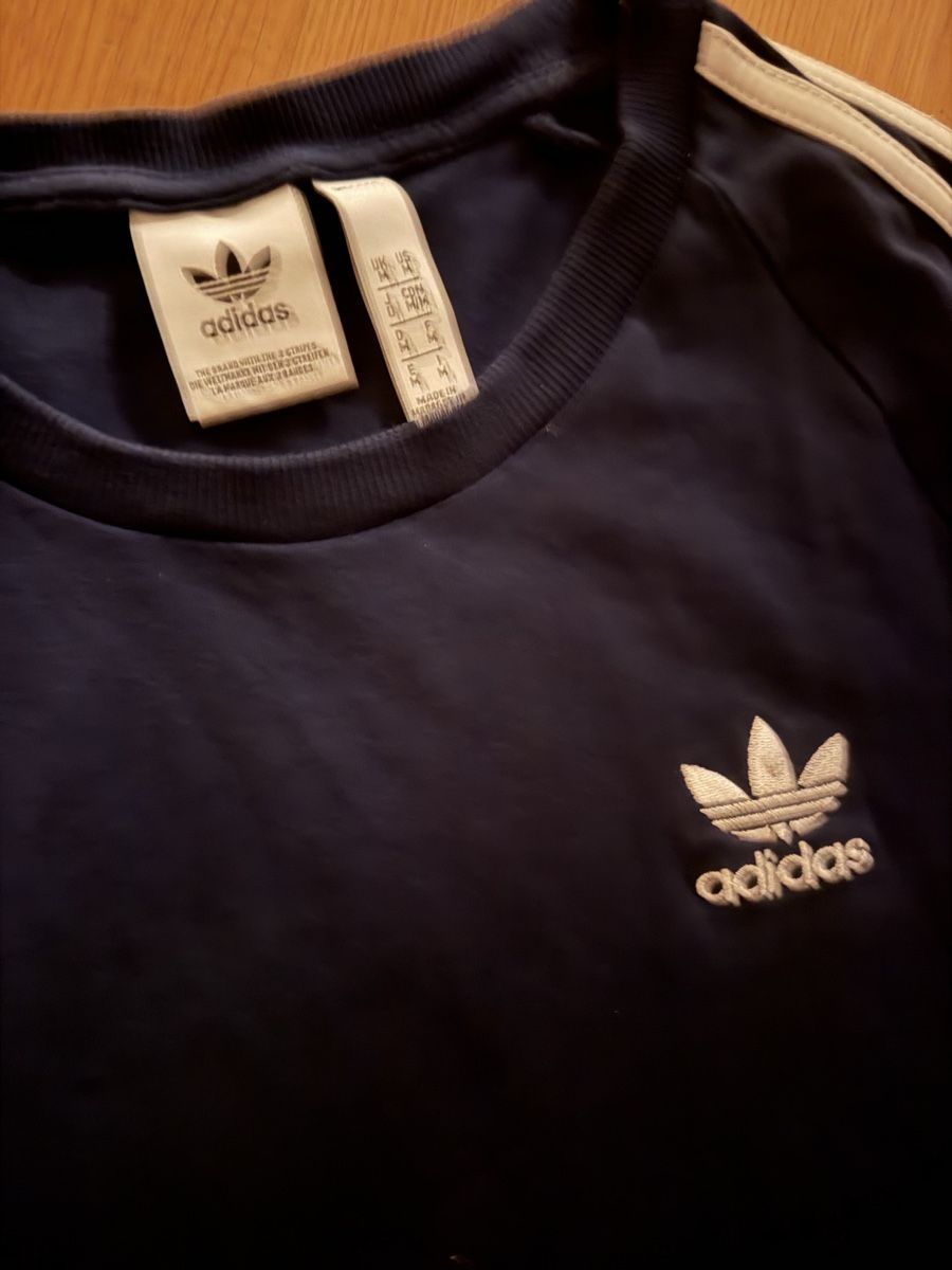 Adidas Robes: Adidas Kleid Medium  – D'occasion à Fahrweid par Mara36
