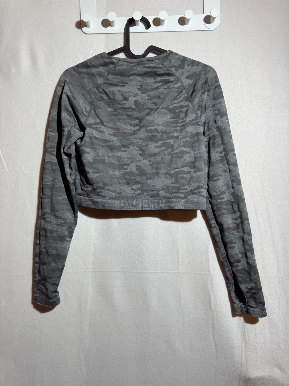 Maglioni & Felpe: Grauer Camouflage Pullover von FB Sister Gr. L – Usato da Grosswangen venduto da SALE_SALE_SALE 5