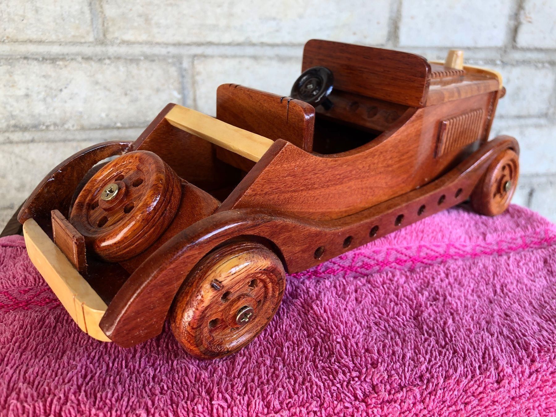 Kit di modellismo & Modellini statici: Cabrio holz auto Oldtimer roadster – Usato da Reinach AG venduto da rares75 1