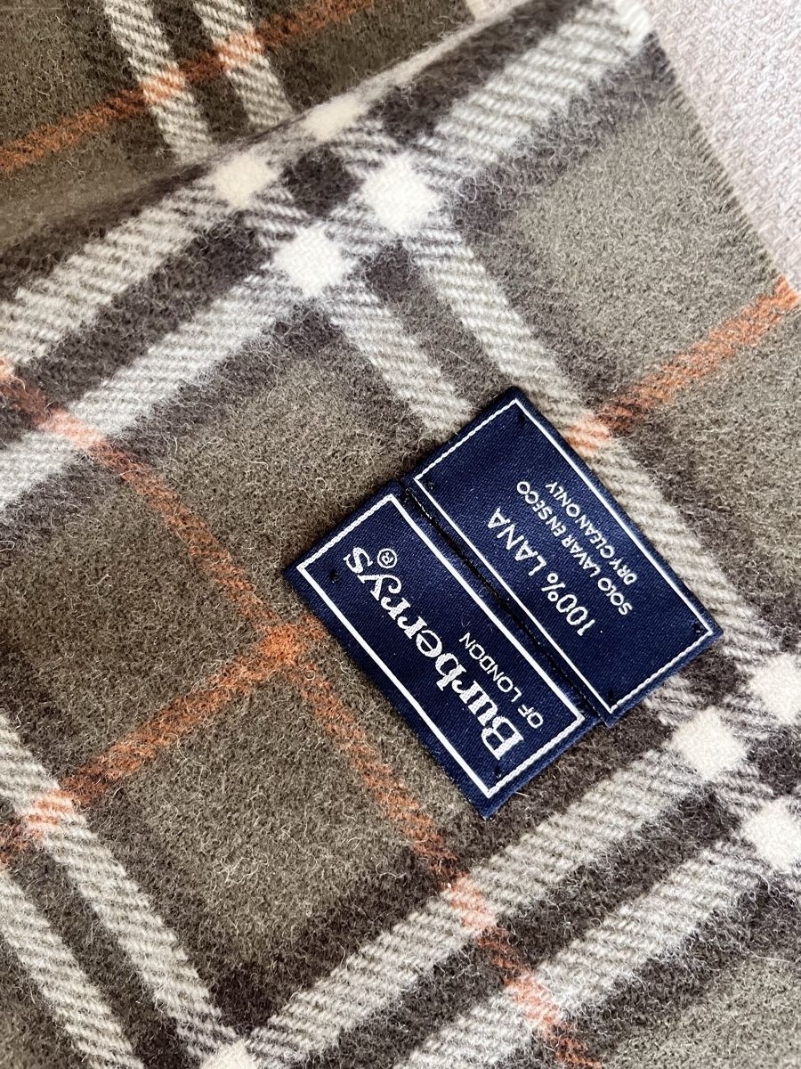 Burberry Foulard & Sciarpe: Burberry scarf wool check pattern olive green color – Usato da Lausanne venduto da Danash 3